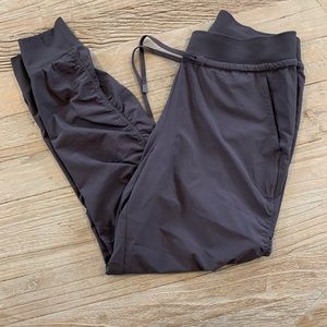 Athleta joggers. Like new.